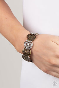 Portico Picnic - Multi Paparazzi bracelets
