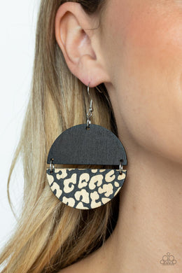 Jungle Catwalk - Black animal prink earrings