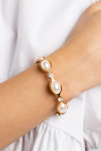 Paparazzi Are You Gonna Be My PEARL? - Gold Bracelet
