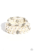 Load image into Gallery viewer, Vastly Vintage - White Pearl Bracelet