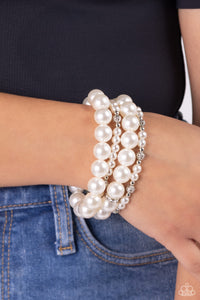Vastly Vintage - White Pearl Bracelet